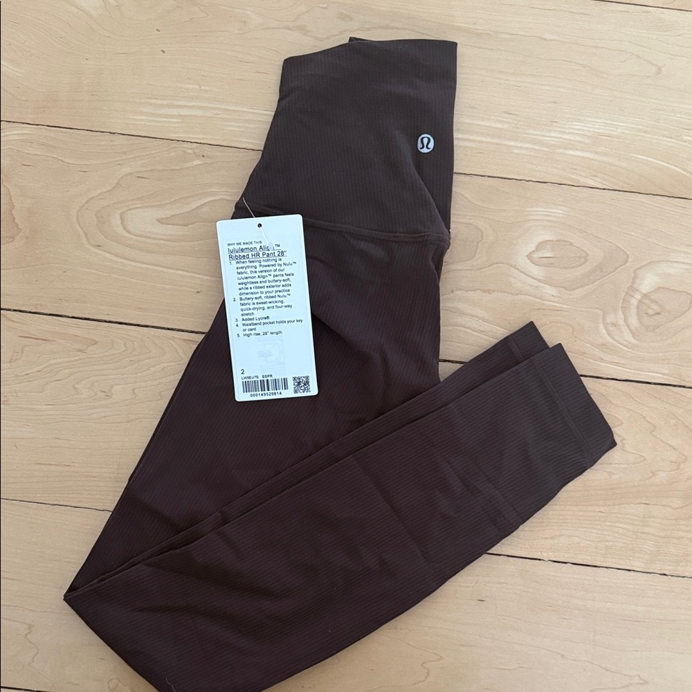 Lululemon align ribbed Leggings 28” NWT